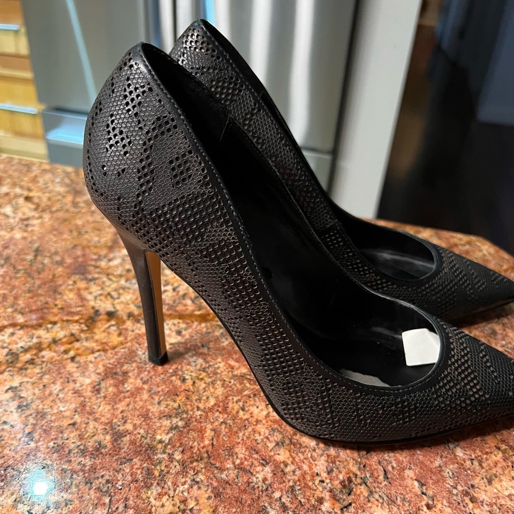 Madonna shoes .. insoles removed .. size 7 ..